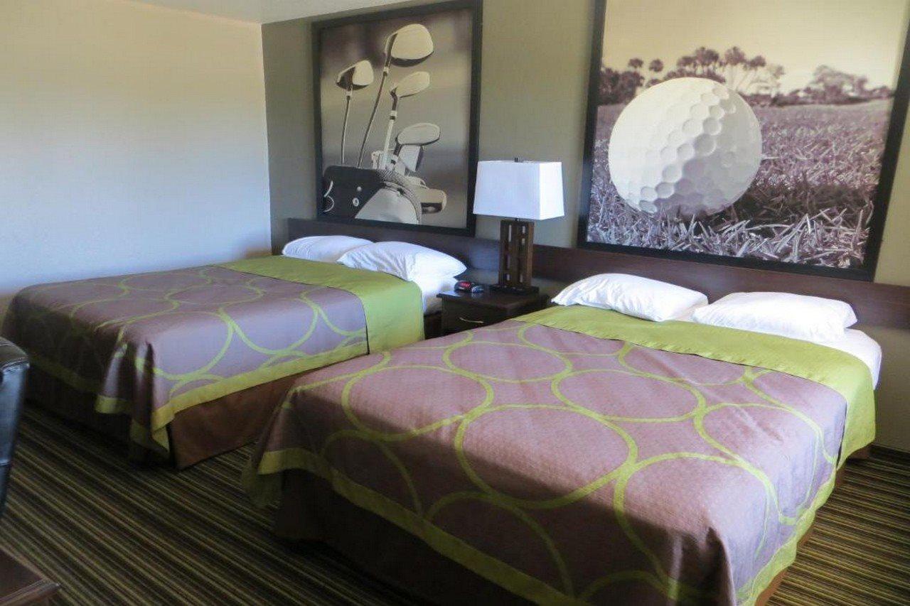 Super 8 By Wyndham Fort Myers Eksteriør billede